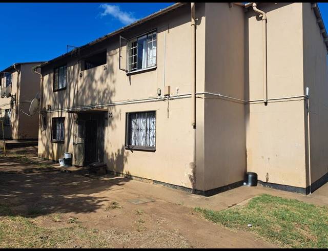 1 BEDROOM APARTMENT FOR SALE IN EASTBURY